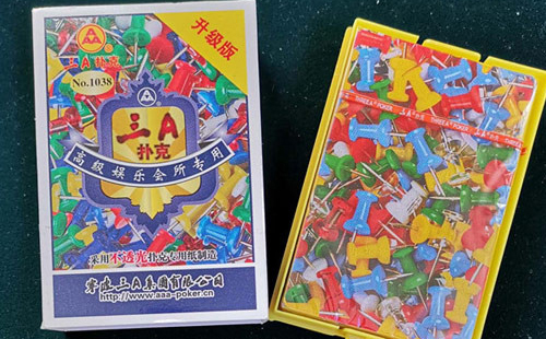 托克逊扑克批发采购指南与产品质量识别要点解析